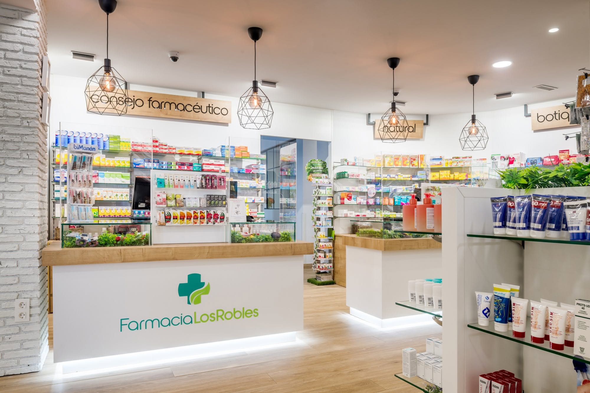 Interior Farmacia Los Robles Lanzarote